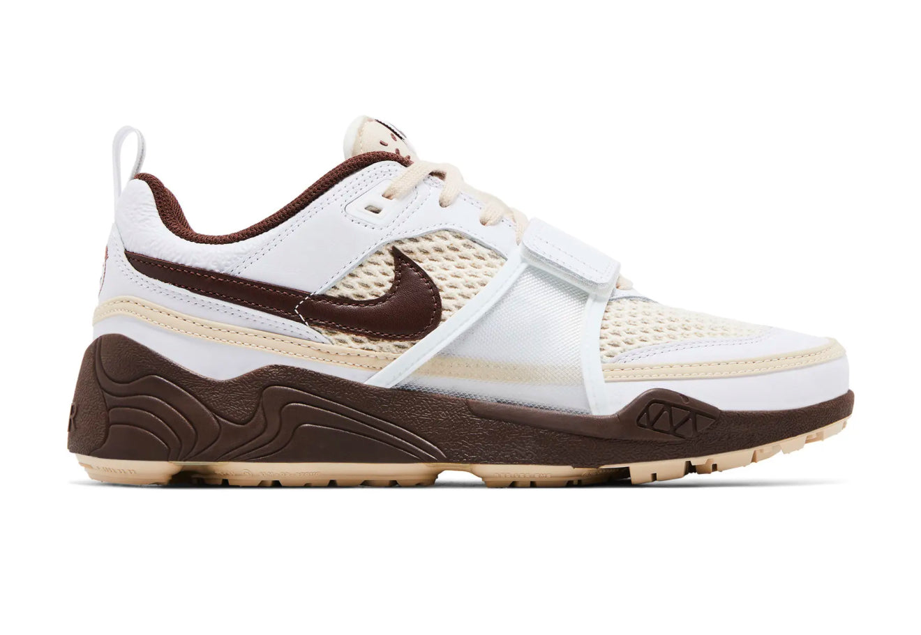 Nike Zoom Field Jaxx X Travis Scott ‘White and Light chocolate’