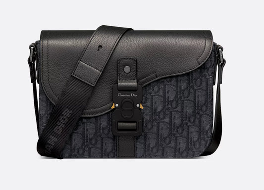 Borsa a tracolla piccola Saddle con pattina Black