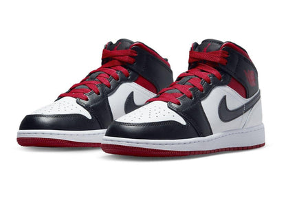 Jordan 1 Mid Gym Red Black Toe