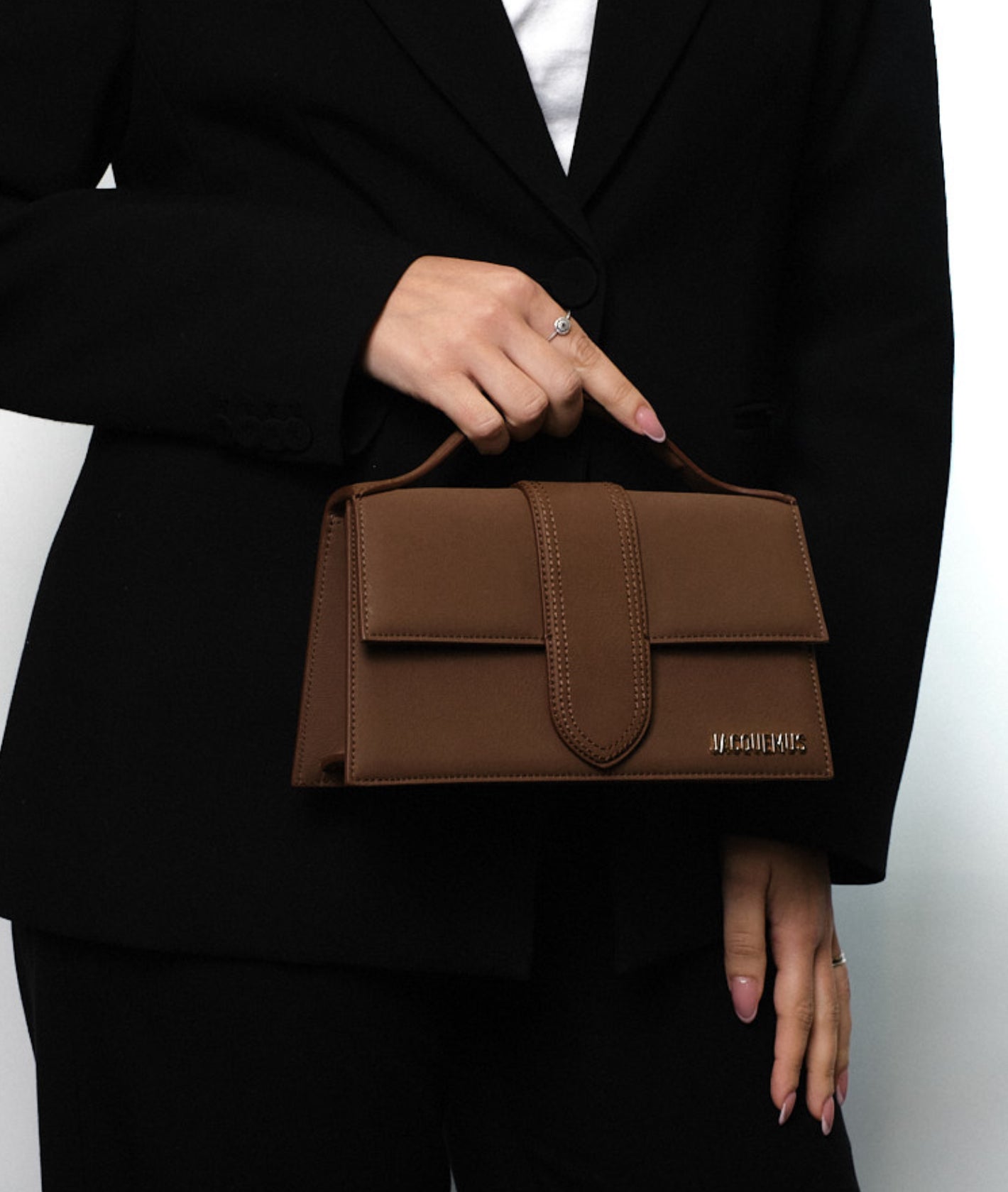 Jacquemus Le Grand Bambino Granulata Marrone