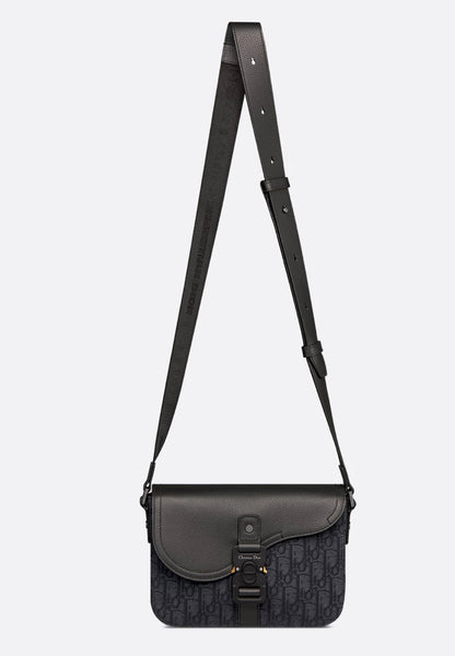 Borsa a tracolla piccola Saddle con pattina Black